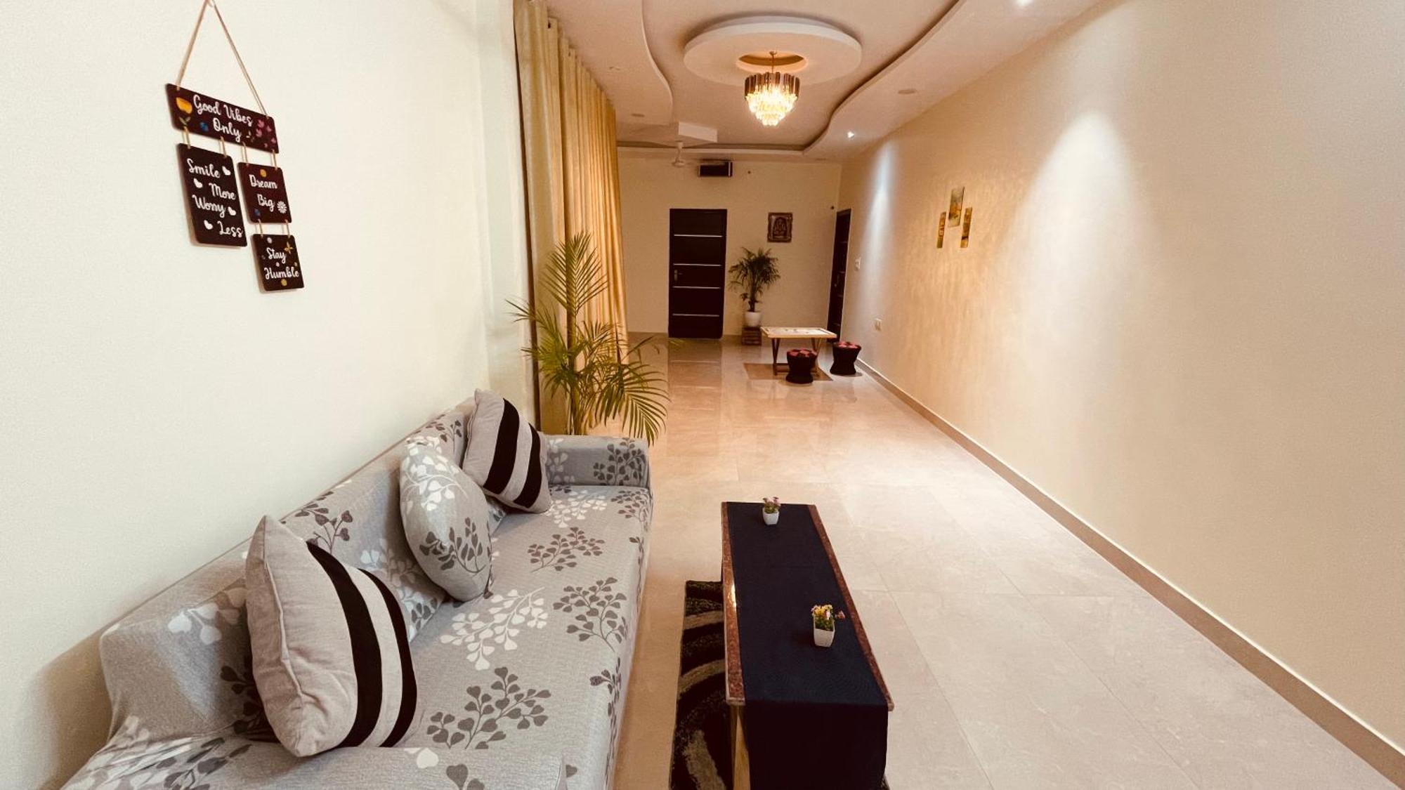 Atulyam Stays Sushant Golf City Lucknow Buitenkant foto