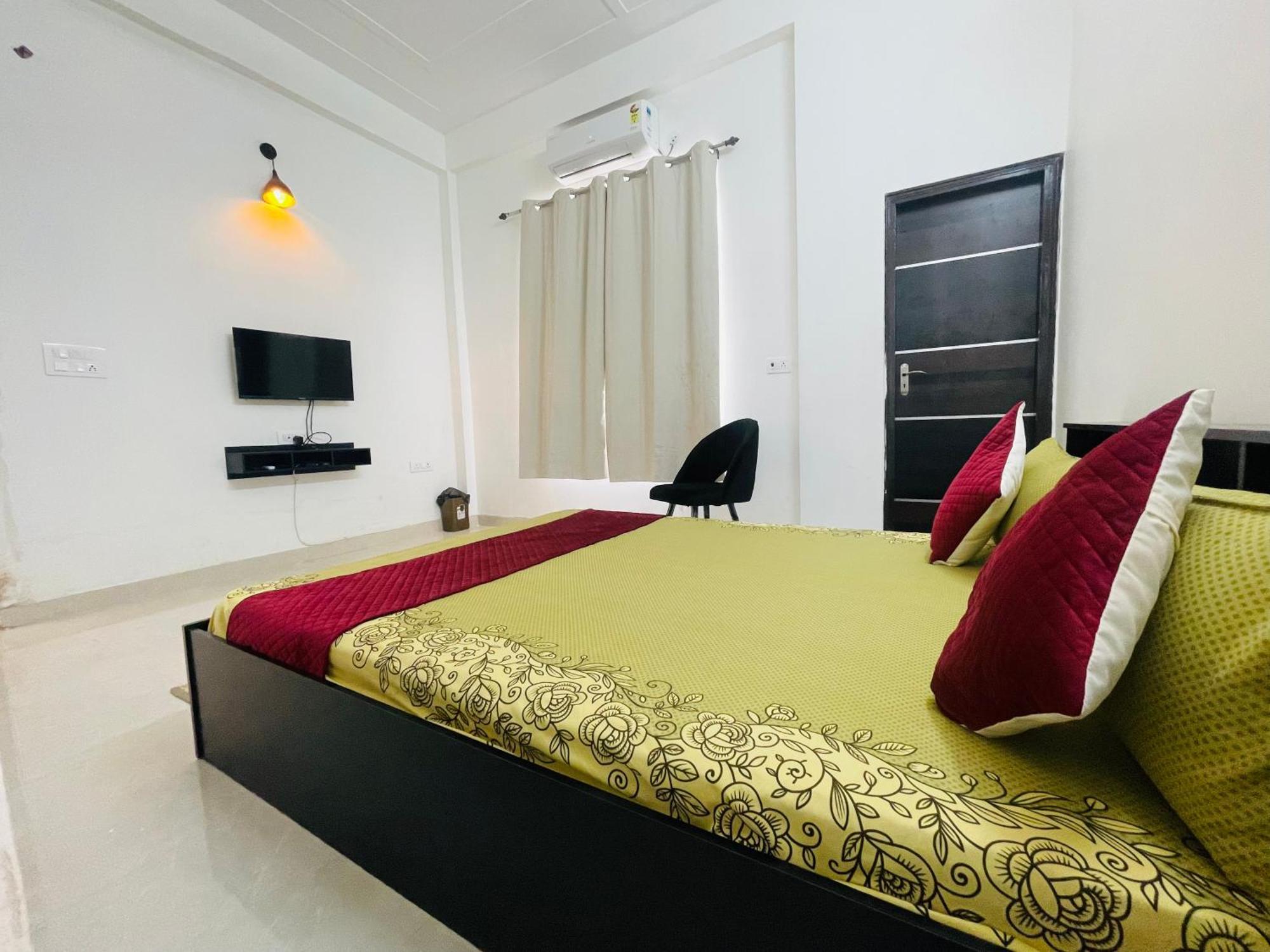 Atulyam Stays Sushant Golf City Lucknow Buitenkant foto