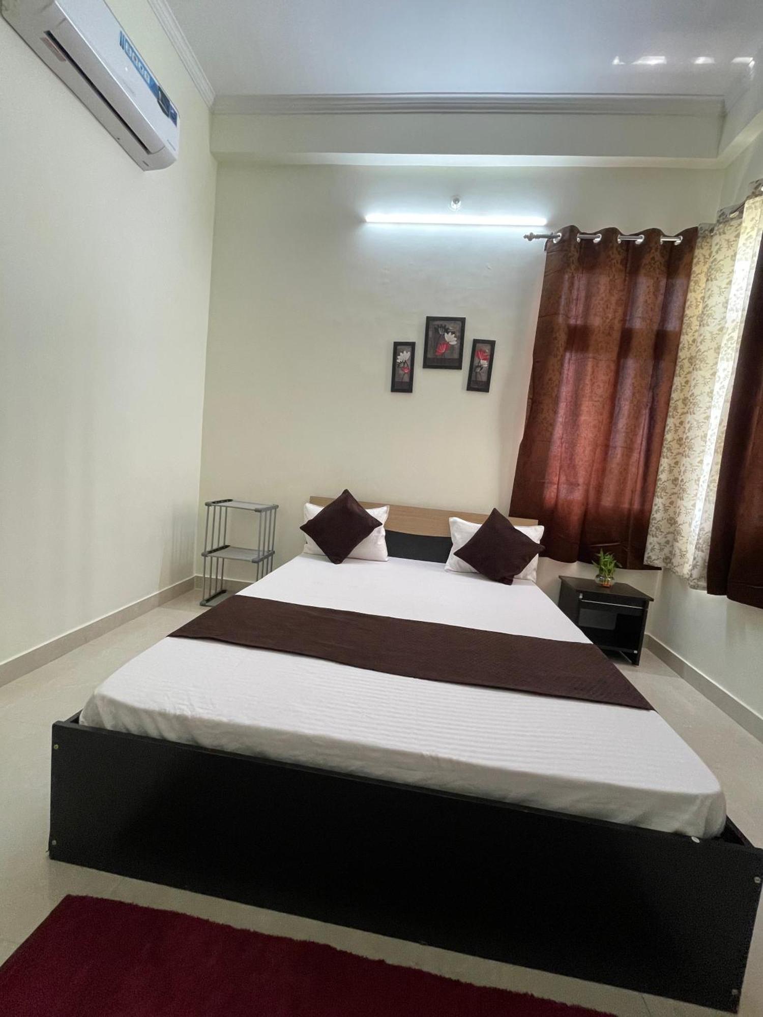 Atulyam Stays Sushant Golf City Lucknow Buitenkant foto