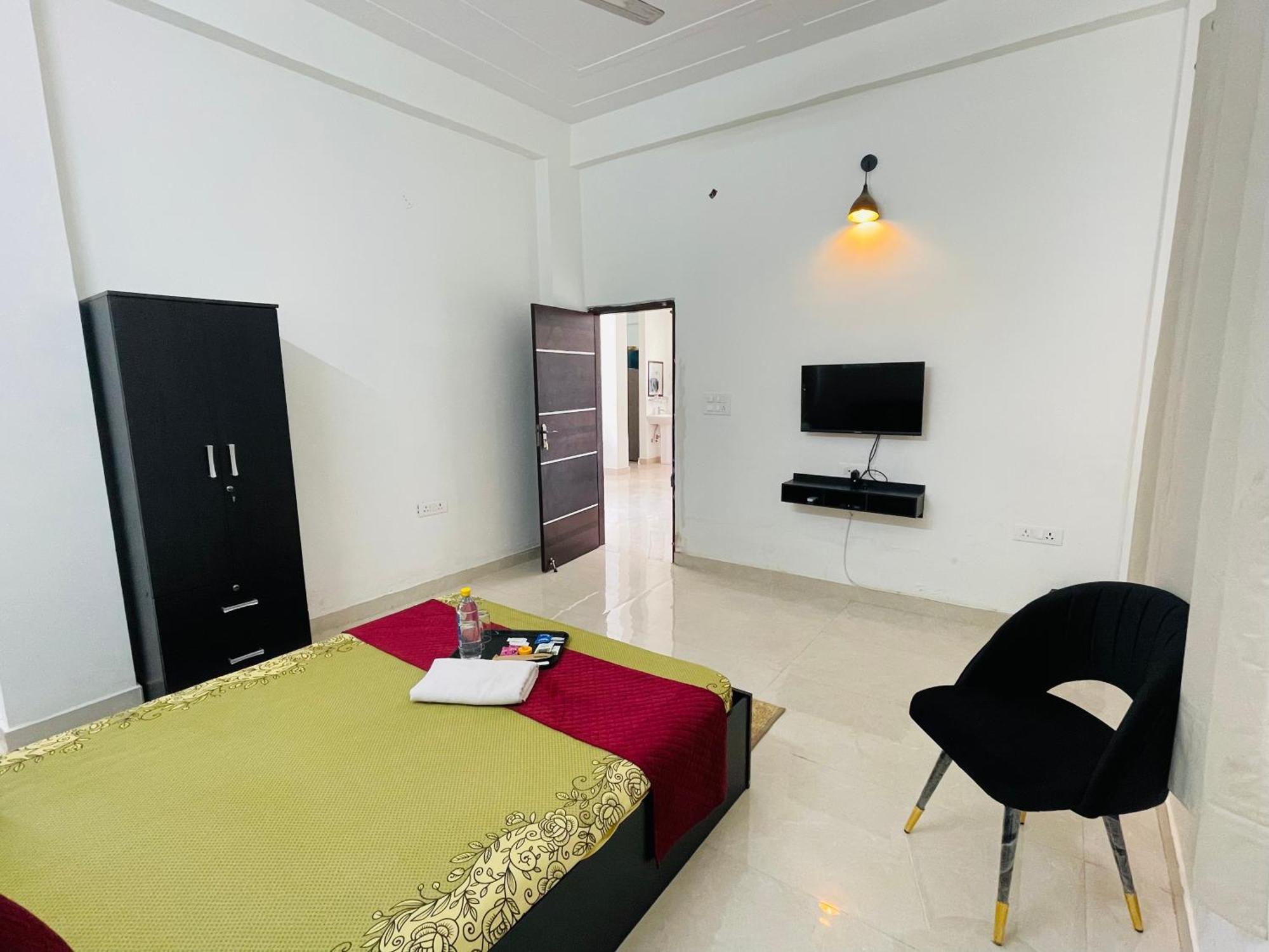 Atulyam Stays Sushant Golf City Lucknow Buitenkant foto