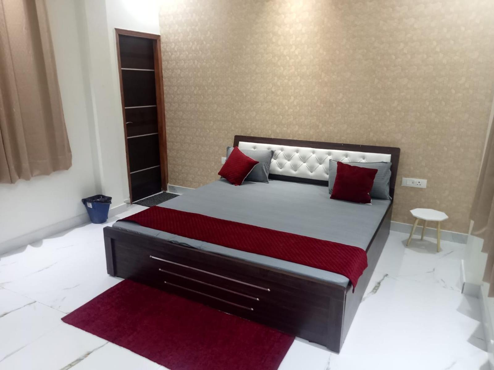 Atulyam Stays Sushant Golf City Lucknow Buitenkant foto